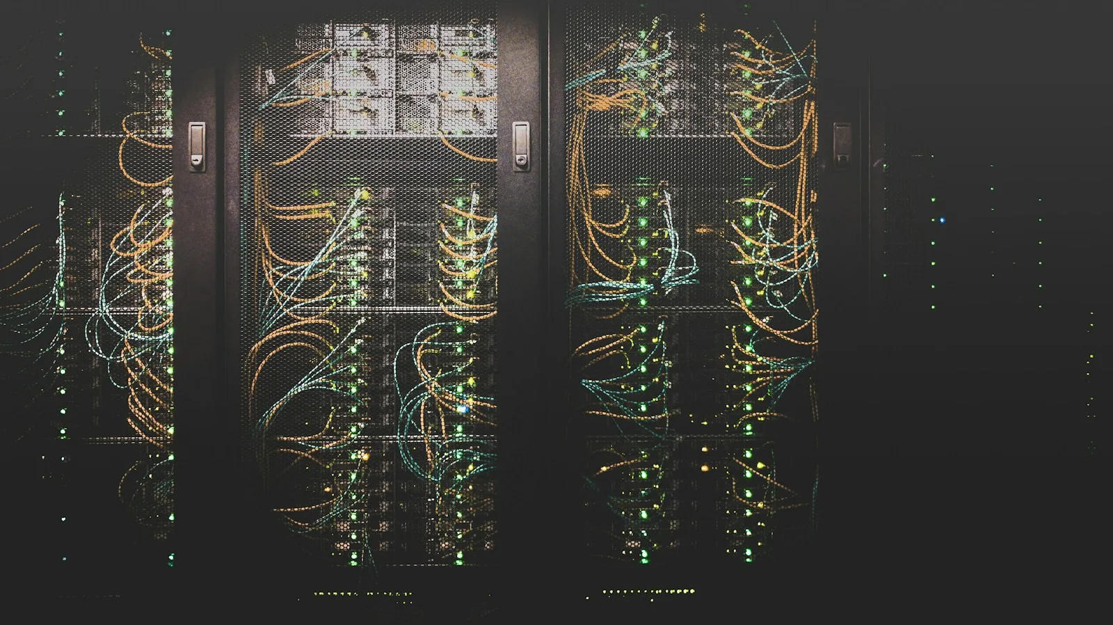 Server infrastructure supporting secure business networks and cloud systems